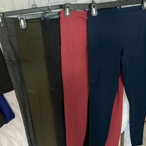 Lululemon leggings bundle of 5 together
